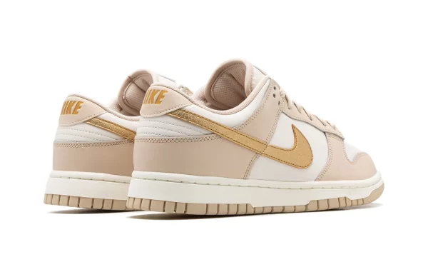 NIKE DUNK LO MNS WMNS "Phantom Metallic Gold" - Image 4