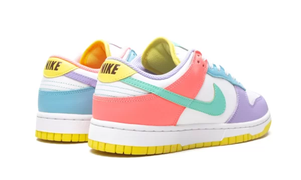 NIKE DUNK LO SE WMNS "Easter" - Image 4