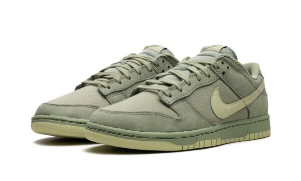 NIKE DUNK LOW "Oil Green" - Image 3