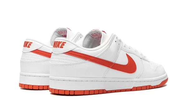 NIKE DUNK LOW "Picante Red" - Image 4