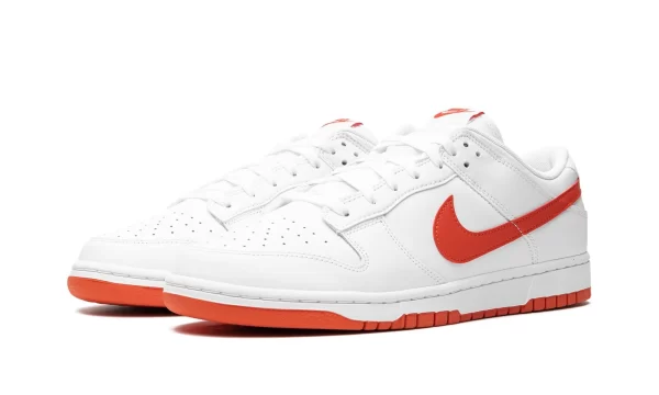 NIKE DUNK LOW "Picante Red" - Image 3