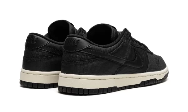 NIKE DUNK LOW RETRO PRM "Black Canvas" - Image 4