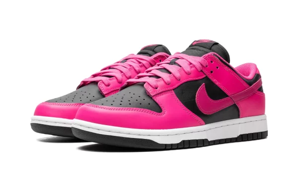 NIKE DUNK LOW WMNS "Fierce Pink/Black" - Image 3