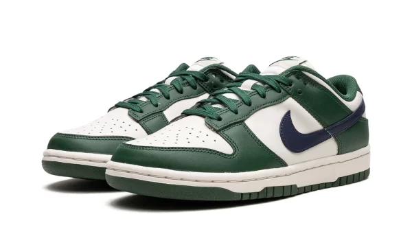 NIKE DUNK LOW WMNS "Gorge Green" - Image 3