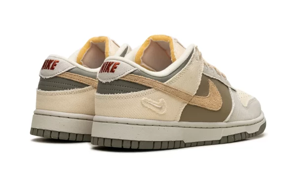 NIKE DUNK LOW WMNS "Light Bone Neutral Olive" - Image 4