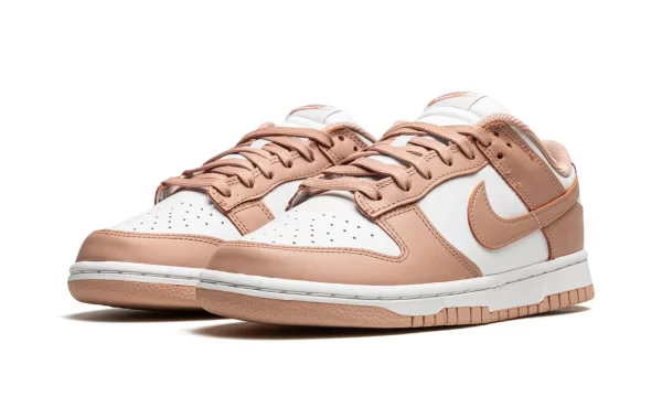 NIKE DUNK LOW WMNS "Rose Whisper" - Image 3