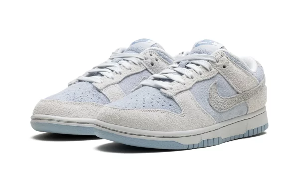 DUNK LOW WMNS "Suede - Photon Dust / Light Armory Blue" - Image 3