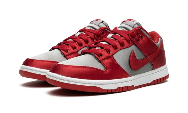 NIKE DUNK LOW WMNS "UNLV Satin" - Image 3