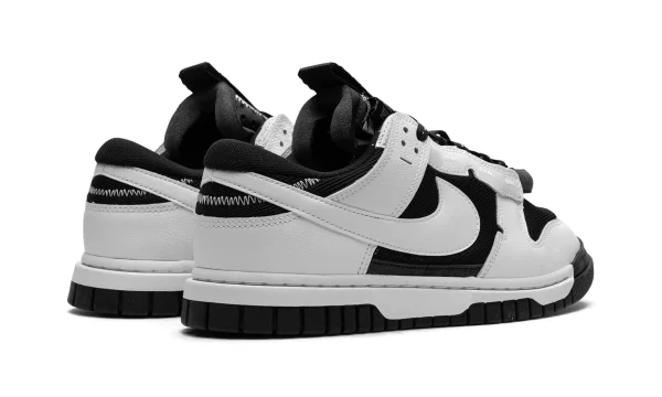 NIKE NIKE DUNK LOW REMASTERED "Reverse Panda" - Image 4