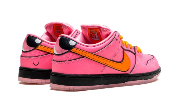 NIKE SB DUNK LOW "Powerpuff Girls - Blossom" - Image 2